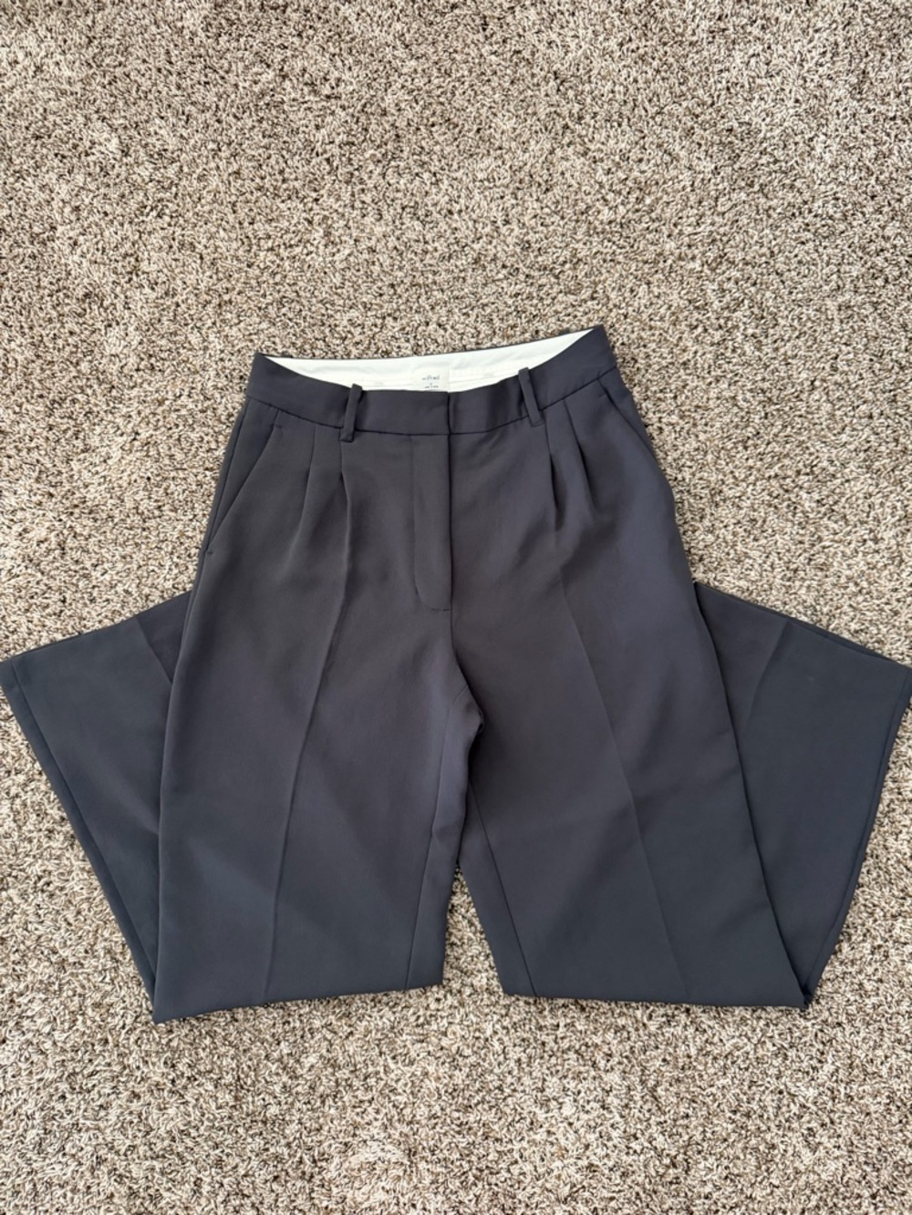 Wilfred/Aritzia Gray Effortless Pants